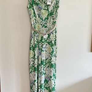 Zara jumpsuit green white floral size medium sleeveless with belt